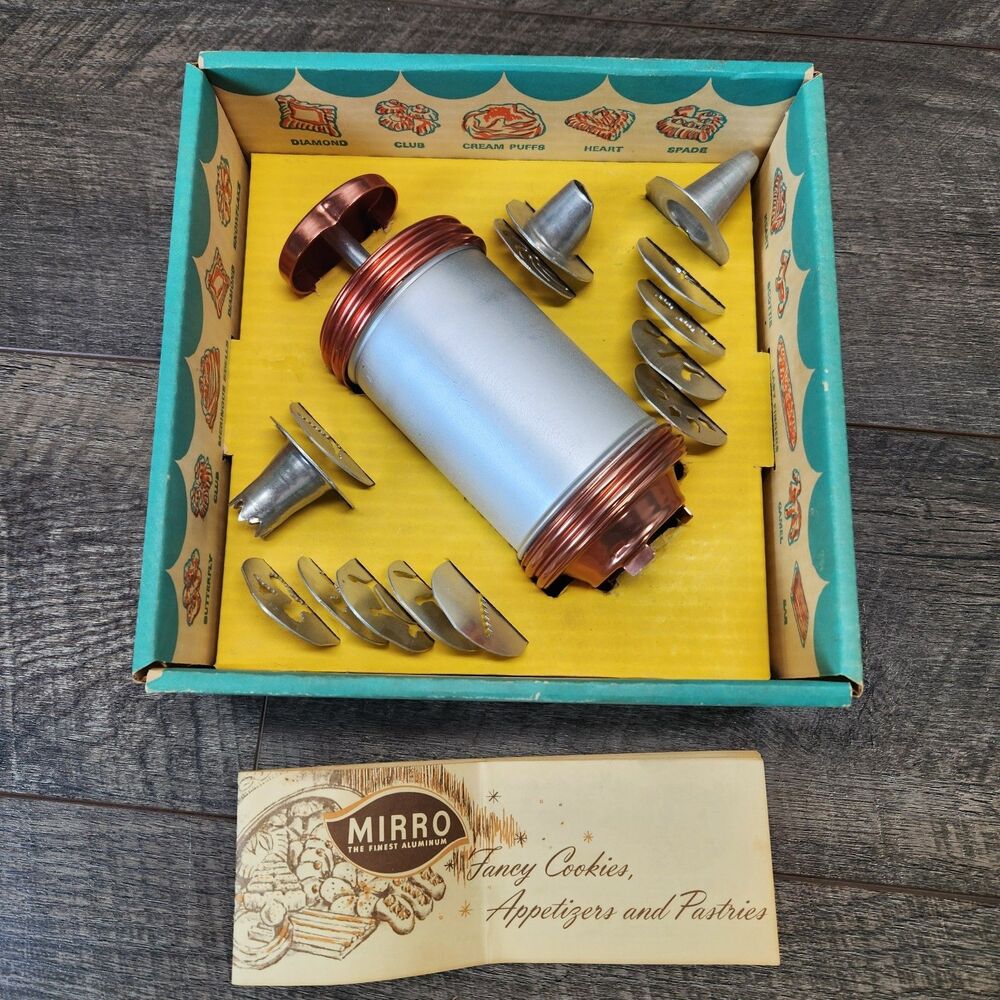 Vintage Mirro Copper Cooky- Pastry Press w/ 12 Plates 3 Tips,  Box & Recipe Book